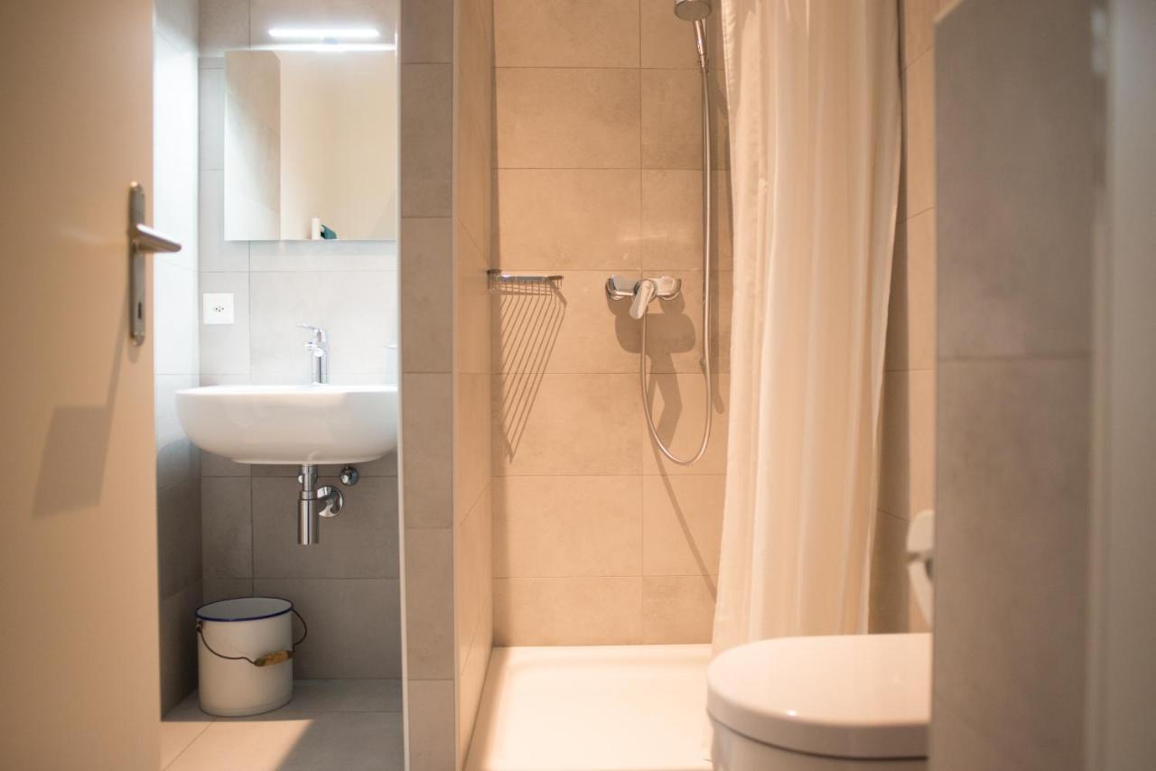 Hotel De La Beroche Saint-Aubin-Sauges エクステリア 写真